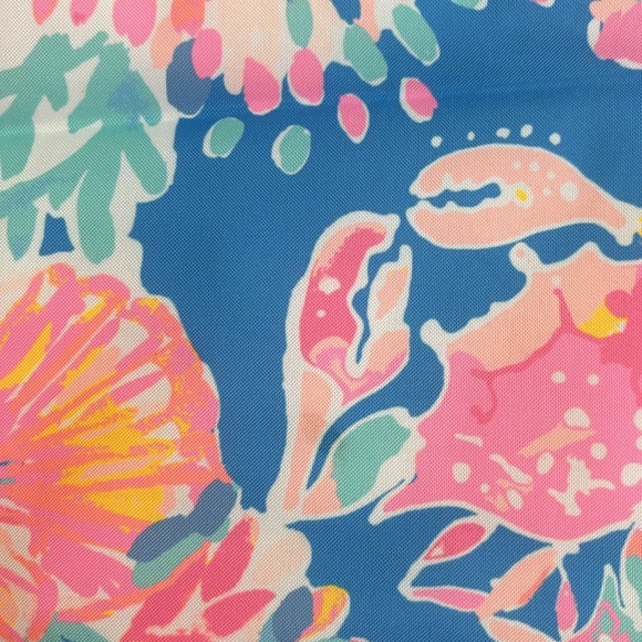 Large Lilly Pulitzer Beachy Insulated Tote - Picture 5 of 5